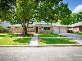 5415 Grape St, Houston, TX 77096