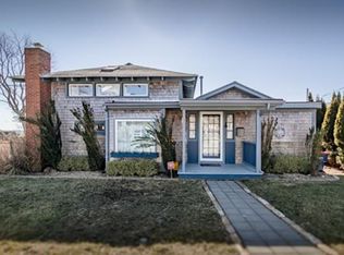 33 Bayview Ave, Fairhaven, MA 02719