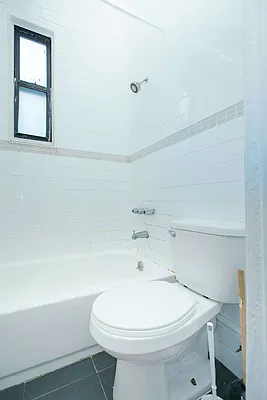 Rented by Nooklyn NYC LLC | media 18