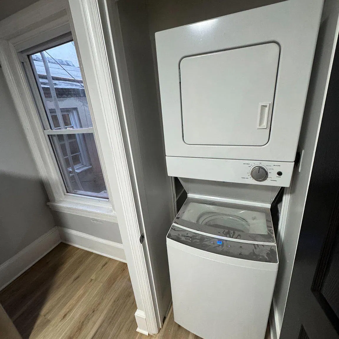 1 bed, 1.0 bath, 2155 sqft, $1,500 — Photo 4