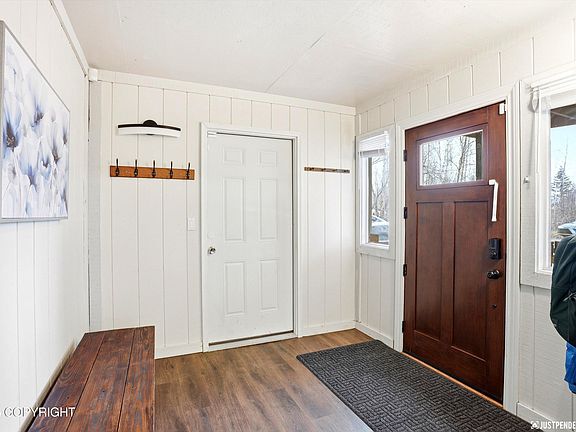 4th image of 19437 Inlet View Dr