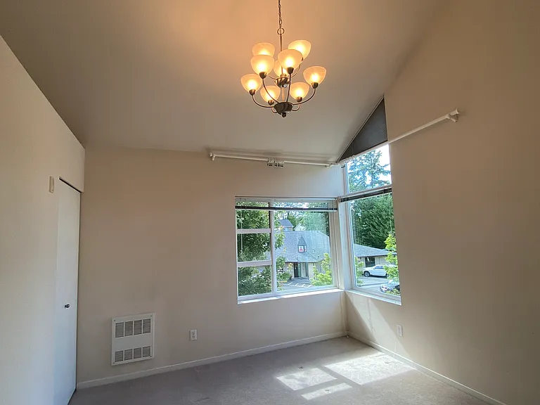 15107 NE 81st Way — Photo 6