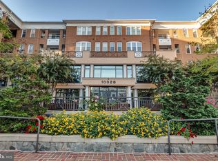 10328 Sager Ave UNIT 402, Fairfax, VA