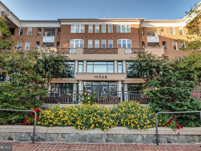 10328 Sager Ave UNIT 402, Fairfax, VA, 22030