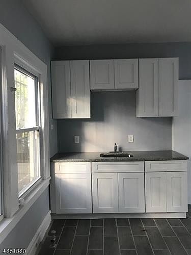 2nd image of 9 Saint Paul Ave #13