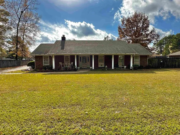 804 W 73rd Ave, Pine Bluff, AR 71603