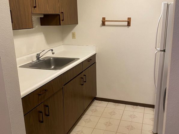 228 Enterprise St APT 4