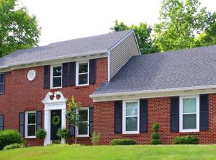 2678 Royalwoods Ct, Cincinnati, OH 45244