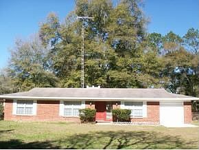 1 acre in Jonesville, FL