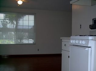 425 Ford Rd, Costa Mesa, CA 92627