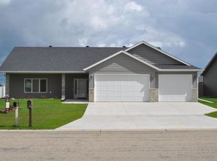 503 12th St NE, Dilworth, MN 56529