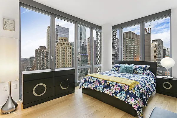 Sold by Corcoran | media 2