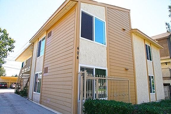 1st image of 404 Ivy St