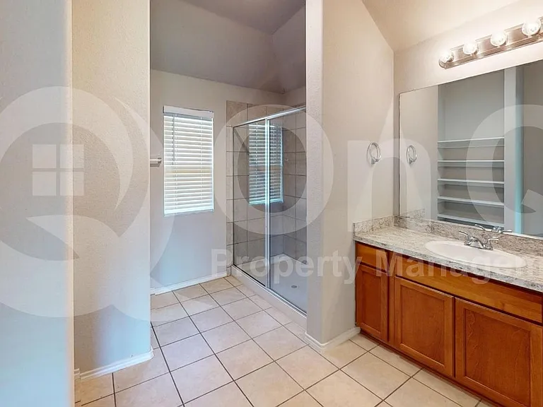 5513 Diaz Ave — Photo 12