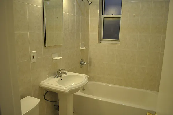 Sold by Bridgeview Realty | media 3