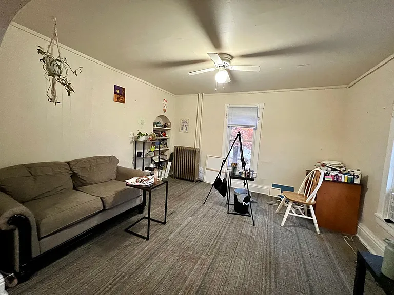 1017 Laramie — Photo 5
