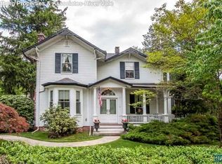 370 Cedar Ln, River Vale, NJ 07675