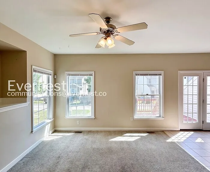 1713 Jacquelin St — Photo 8