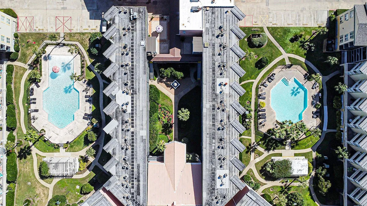 Building Photo - 6300 Seawall Blvd #3128