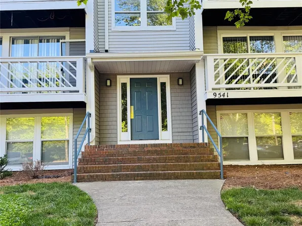 9541 Shannon Green Dr APT A, Charlotte, NC 28213