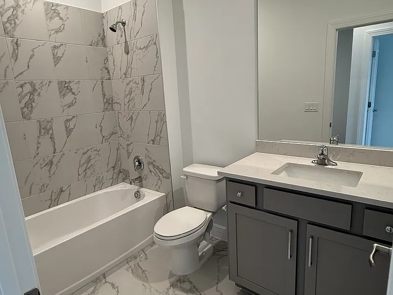 2nd Bathroom Upstairs