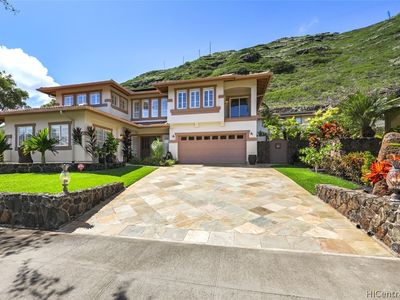 1082 Kuekue St, Honolulu, HI, 96825