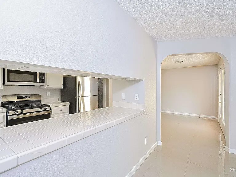 6608 Chardonay Way — Photo 4