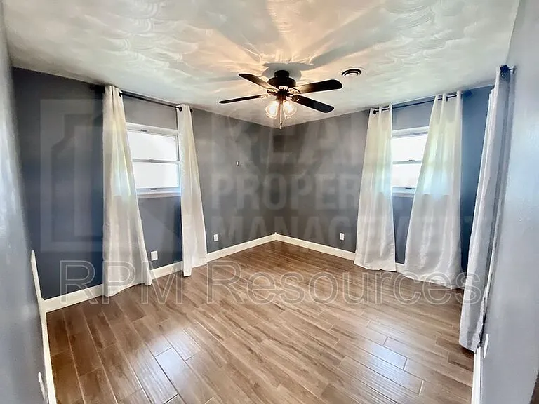 3024 SW 66th St — Photo 14