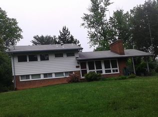 1530 Wrightson Dr, Mc Lean, VA