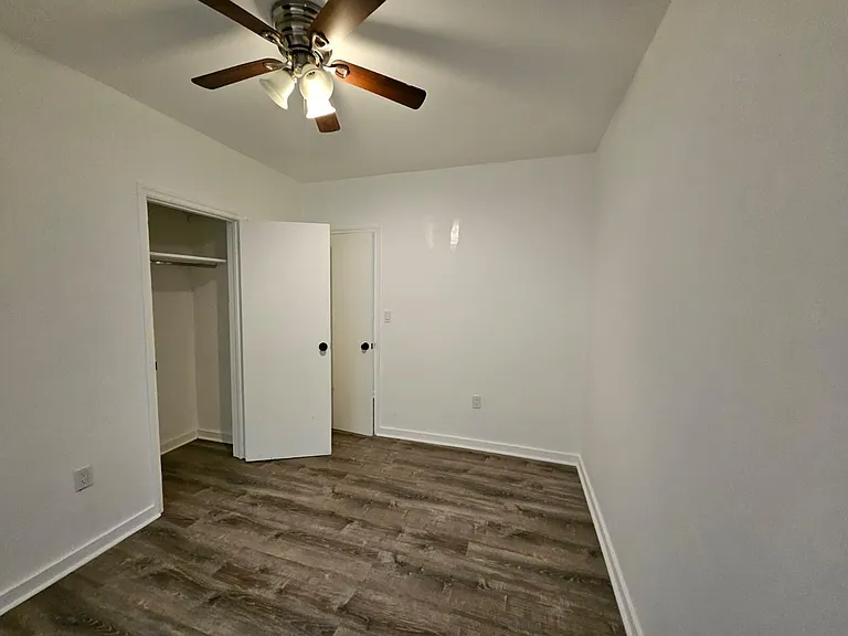 1732 SW 21st Ter — Photo 5