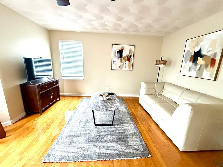 Primary Bedroom Sitting Area