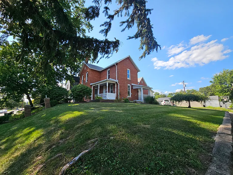 816 W Wayne St — Photo 26