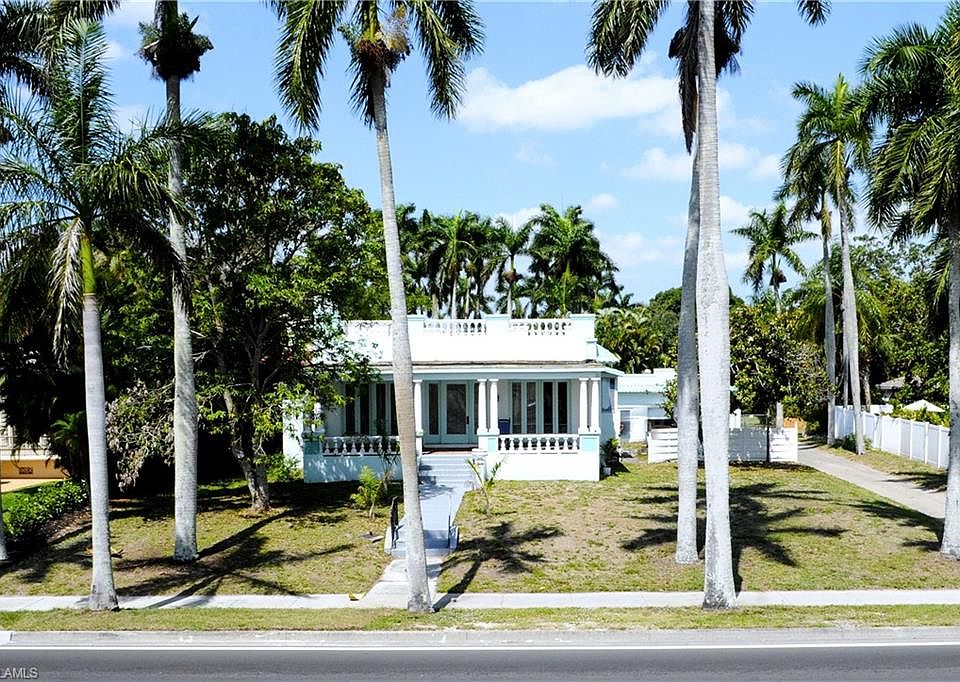 1st image of 3318 McGregor Blvd