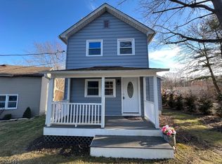 100 Stoll St, Netcong, NJ 07857