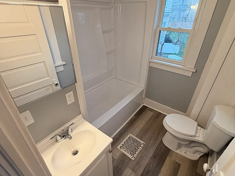 1713 Bank Pl SW — Photo 6