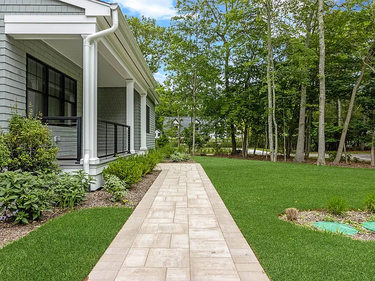 1745 Stars Rd — Photo 3
