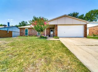 6305 Sunset Rd, North Richland Hills, TX 76182