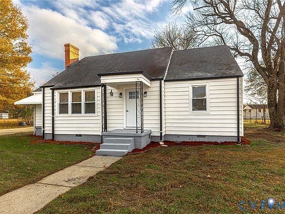 3rd image of 25717 Simmons Ave