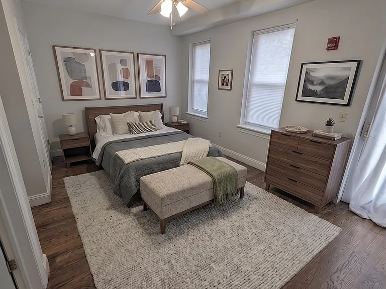 912 Park Ave #4 — Photo 4