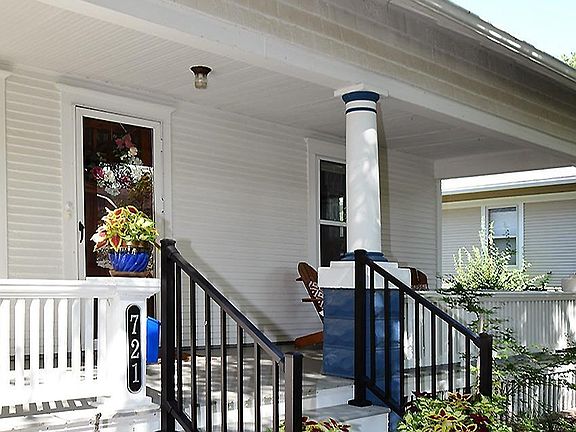 4th image of 721 Elmwood Ave