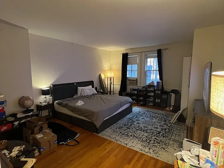 135 Beacon St #1 — Photo 1