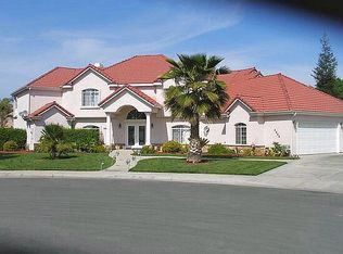 4906 Cabernet Ct, Visalia, CA 93291