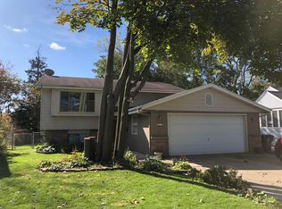 10835 W Cobb Ave, Hales Corners, WI 53130