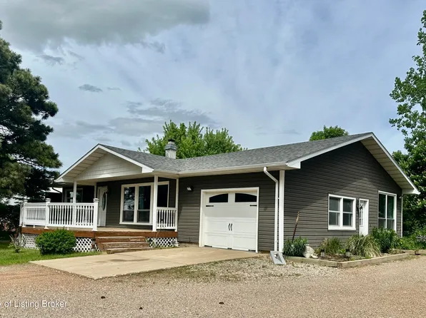 828 35th Ave E, Dickinson, ND 58601
