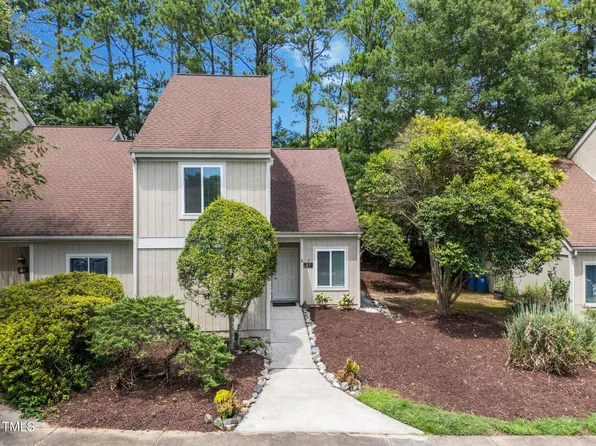 4101 Five Oaks Dr Unit 37, Durham, NC 27707