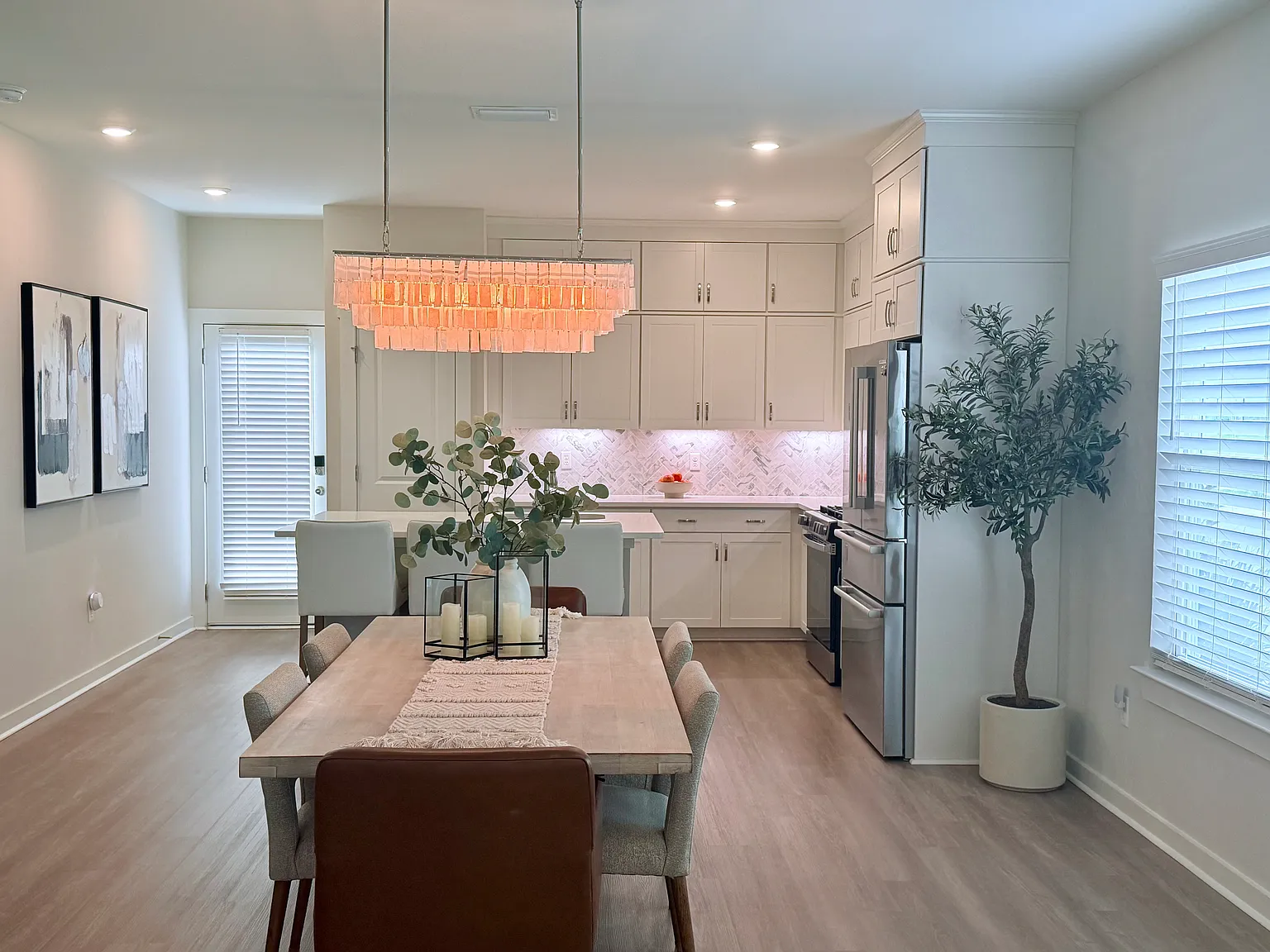 4 bed, 1700 sqft, $3,000 — Photo 4