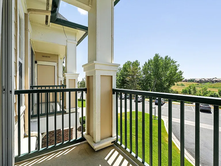 1876 Mallard Dr — Photo 4