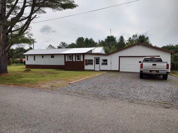 136 Sunset Cir, Wells, NY 12190