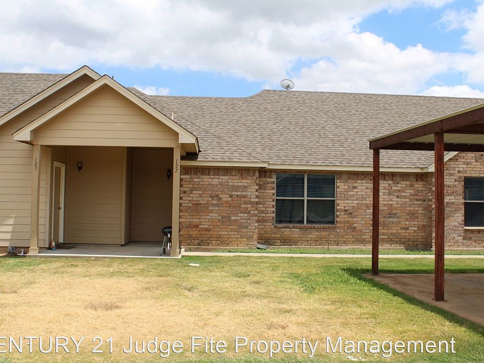 1st image of 127 Lindas Creek Ln