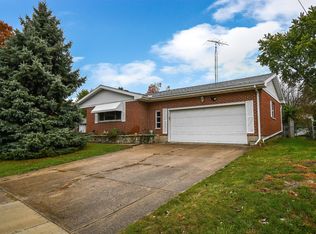 2356 Balsam Dr, Springfield, OH 45503